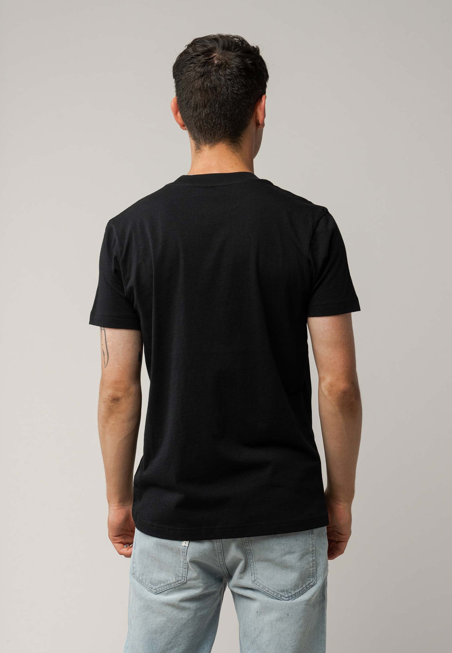 Mela Avan Basic T-Shirt