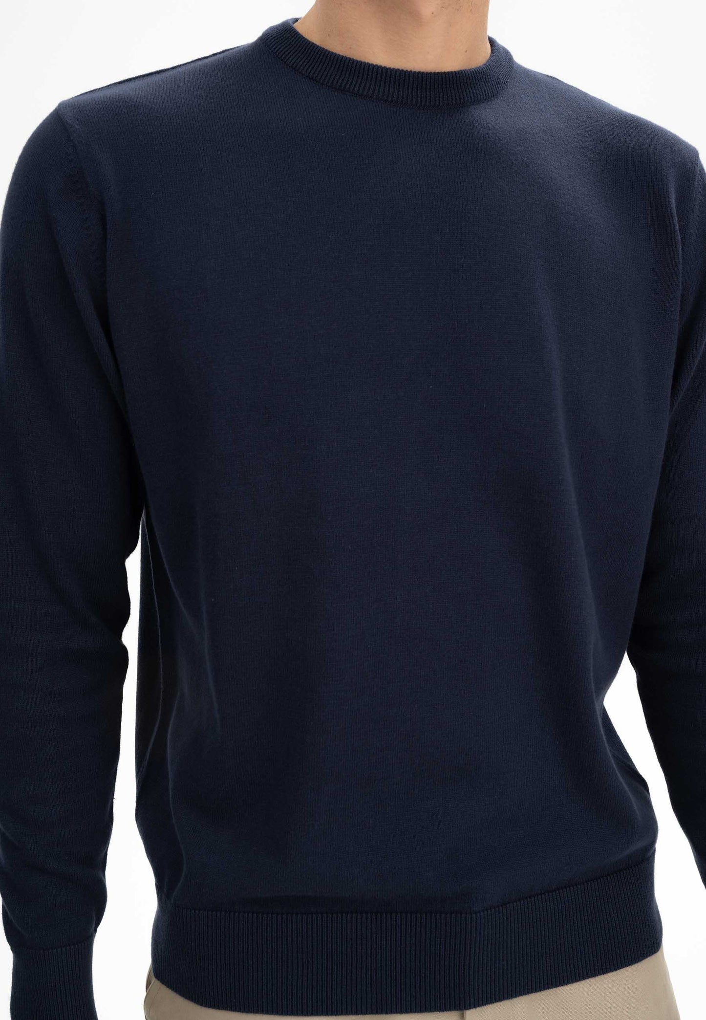 Mela Feinstrick-Pullover Himal