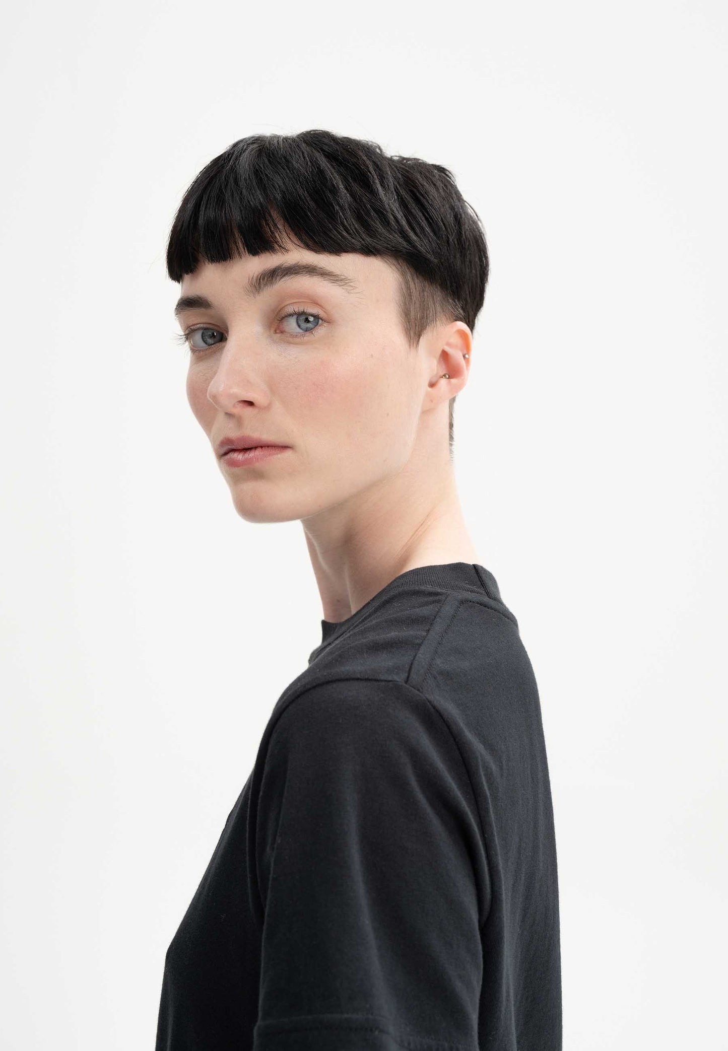 Mela Khira Basic T-Shirt