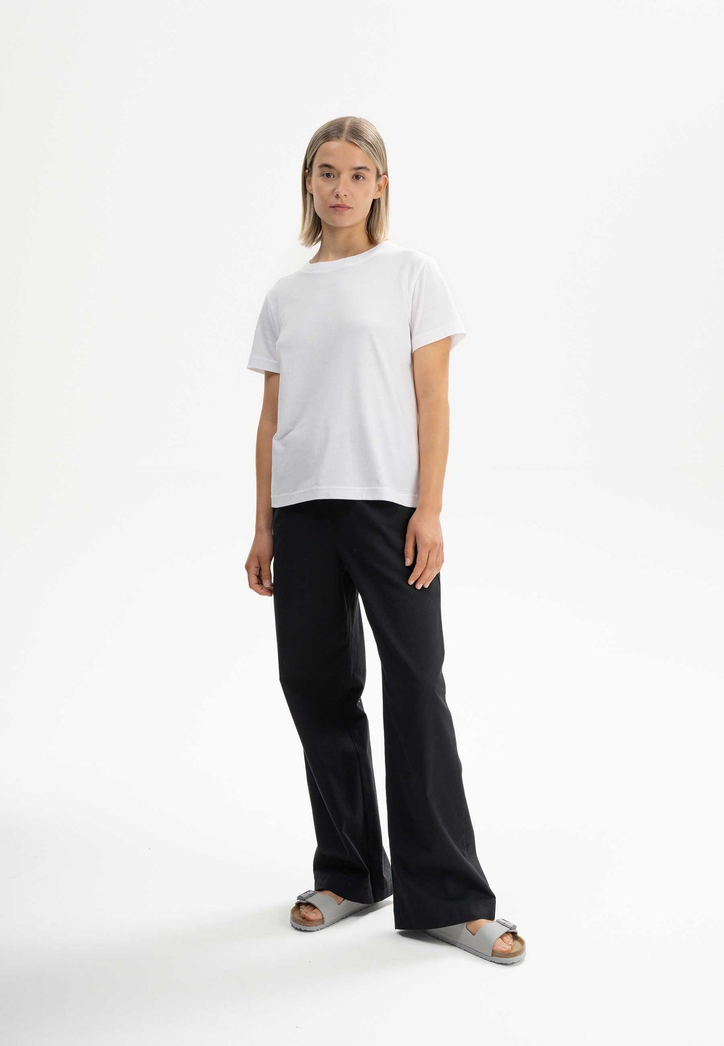 Mela Khira Basic T-Shirt
