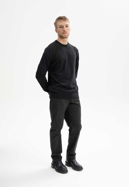 Mela Feinstrick-Pullover Himal